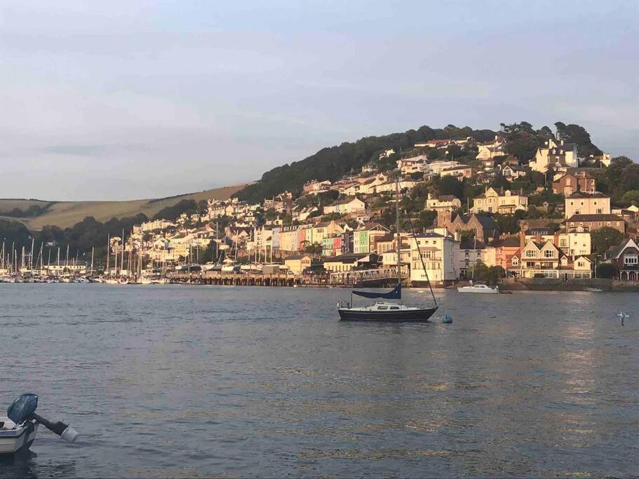 Rockferry 3 Bed Central Apartment + Parking Permit Dartmouth Exterior foto